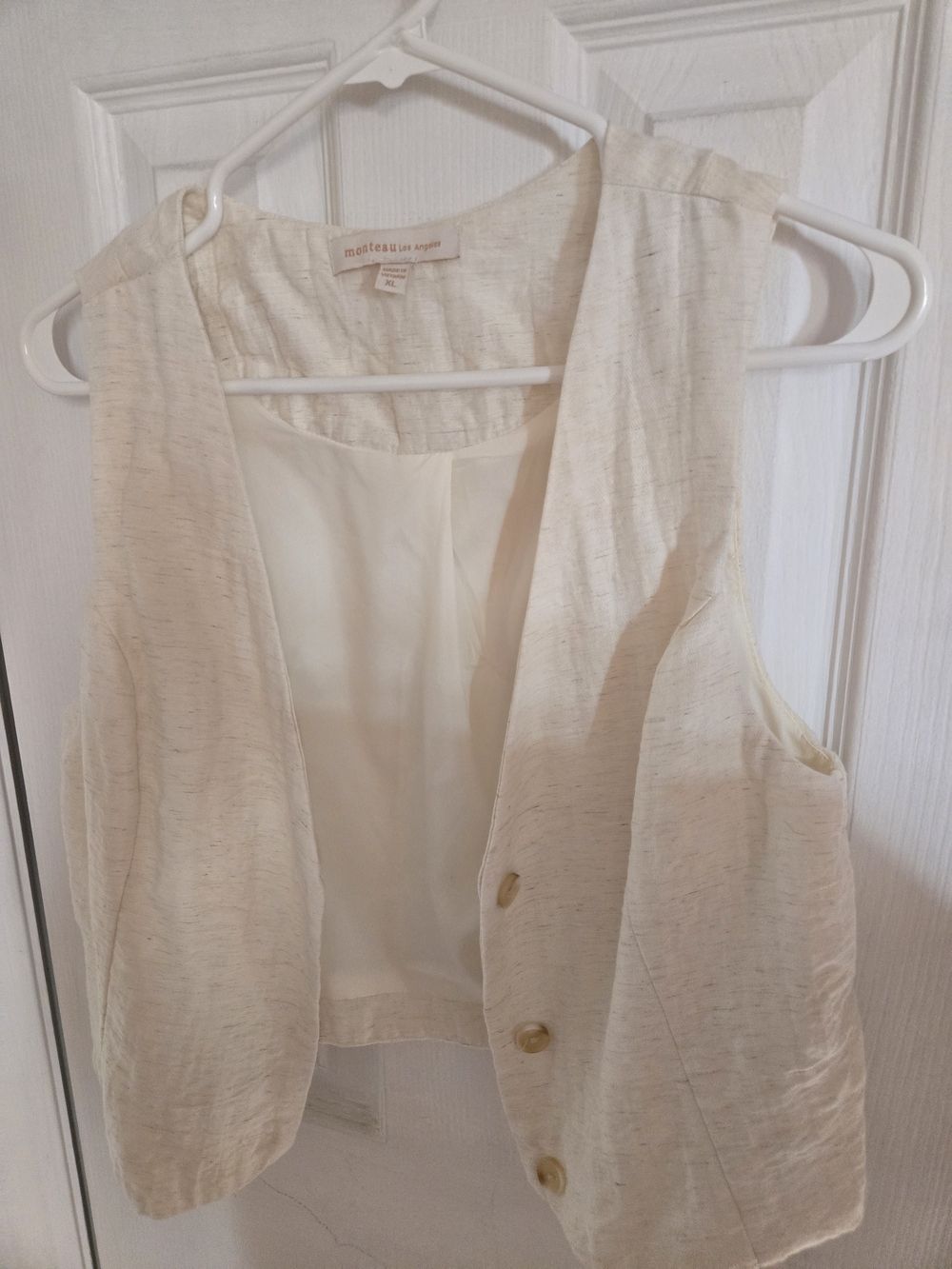 Monteau Sleeveless V-Neck Button Front Vest Top - Cream - Picture 3 of 11